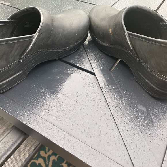 Danskos Women's Professional Clogs - Picture 3 of 4